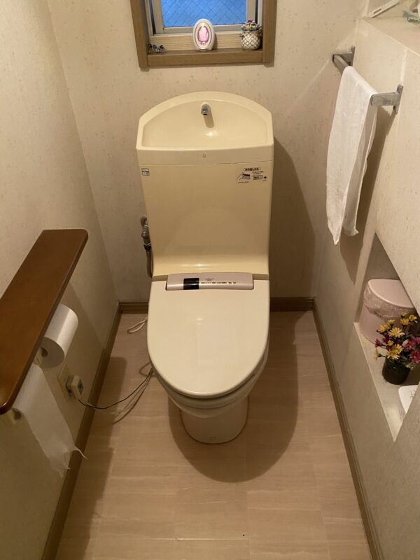 小倉南区南方　トイレセット交換　作業前