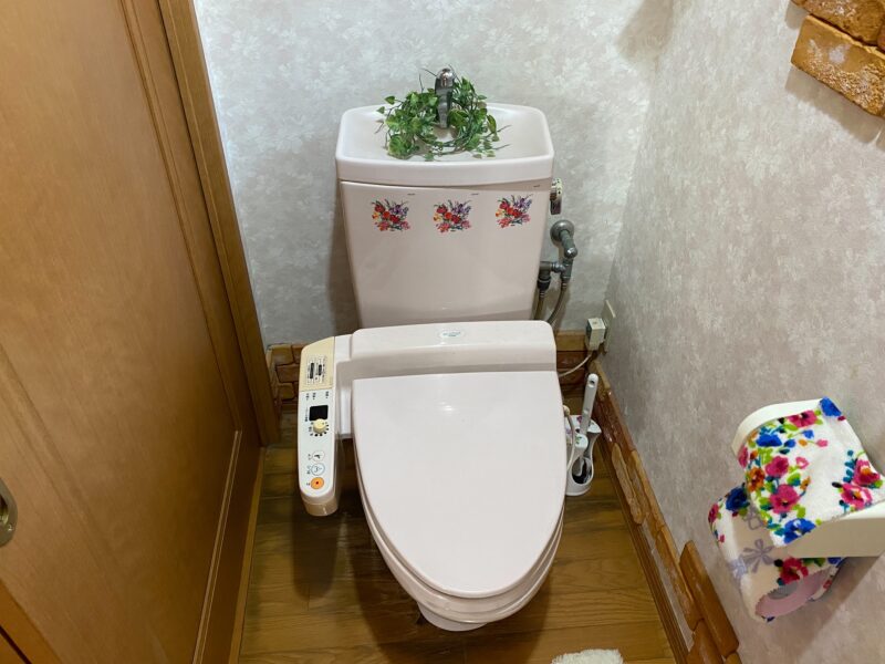 トイレセット交換　作業前